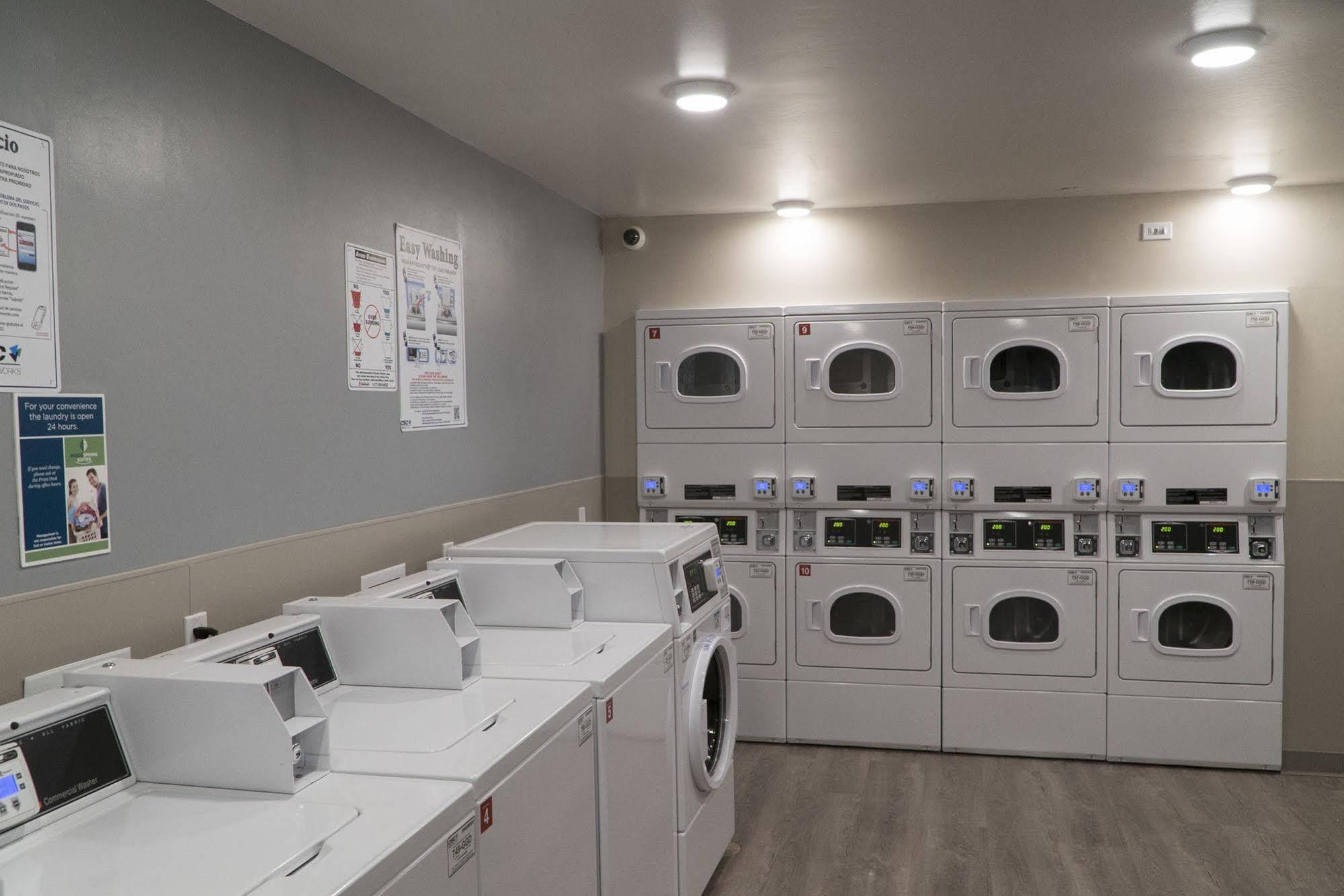 Woodspring Suites Bakersfield East 外观 照片