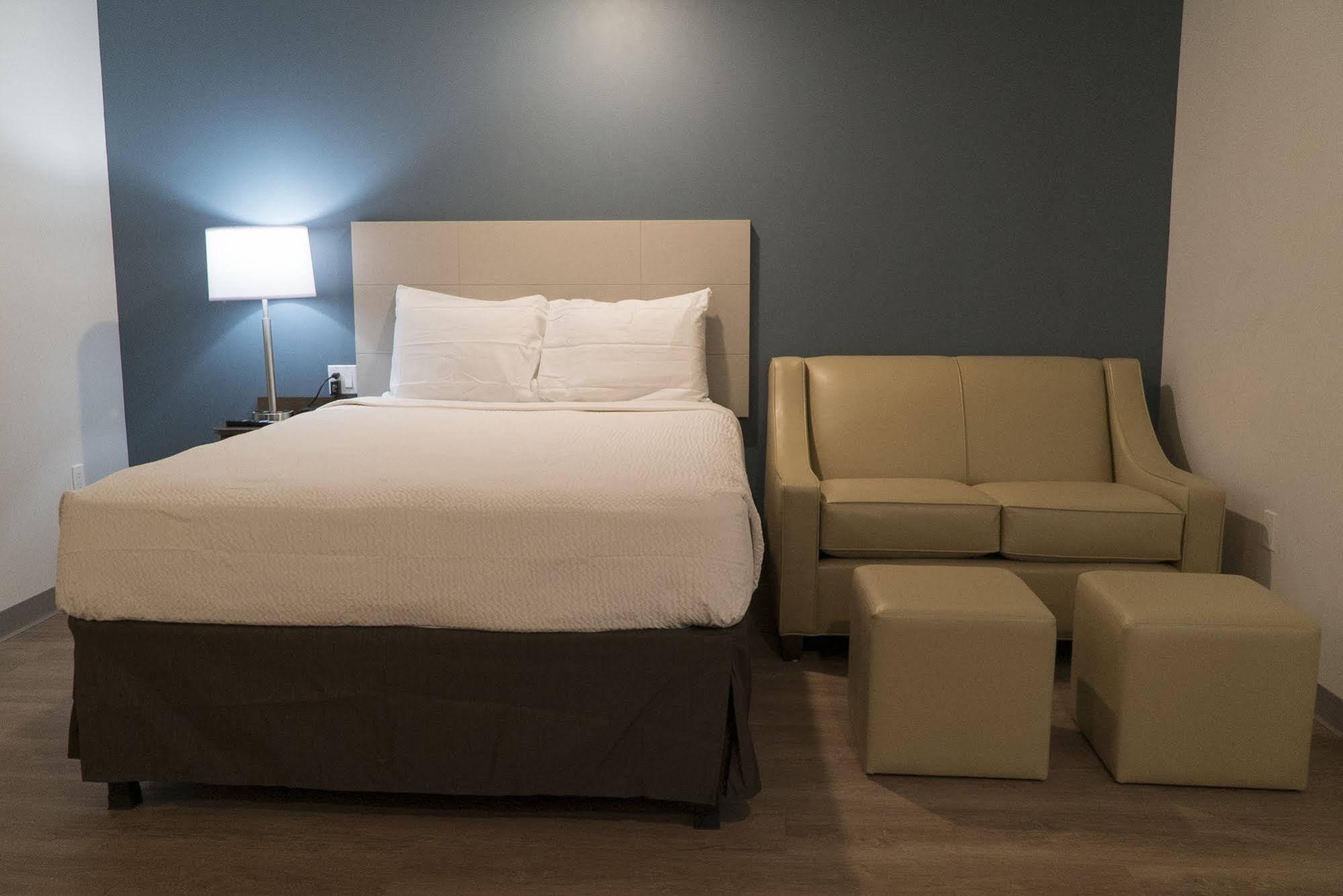 Woodspring Suites Bakersfield East 外观 照片