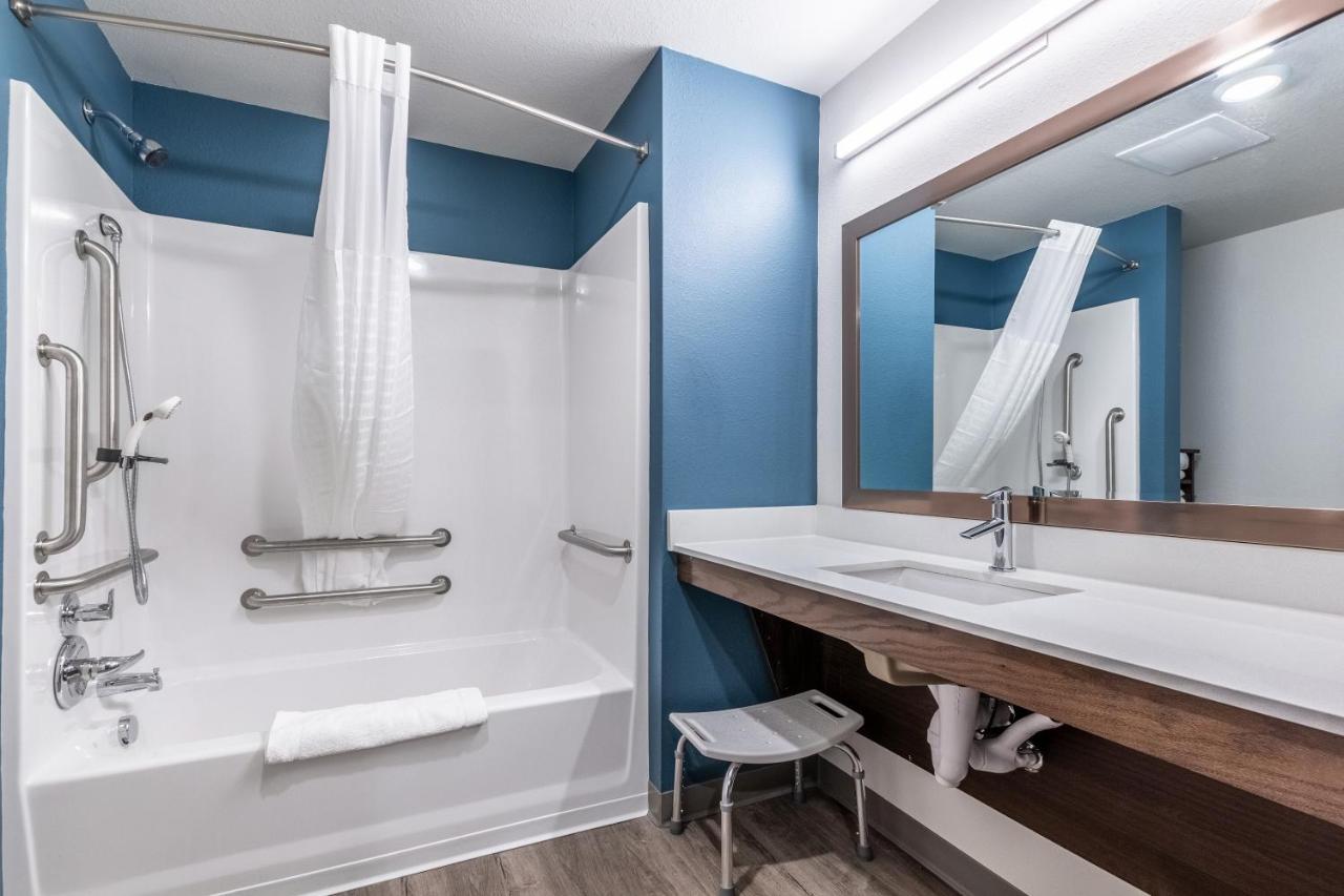 Woodspring Suites Bakersfield East 外观 照片