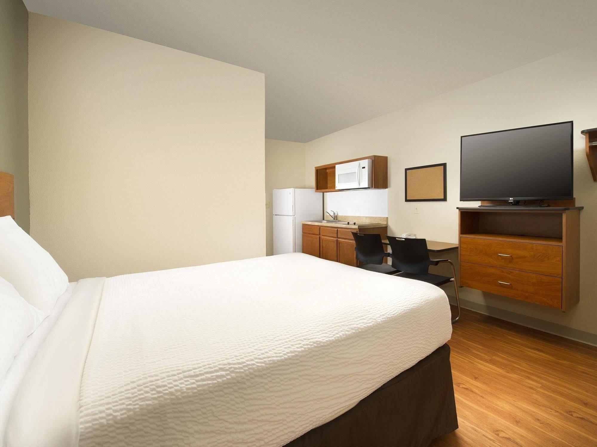 Woodspring Suites Bakersfield East 外观 照片